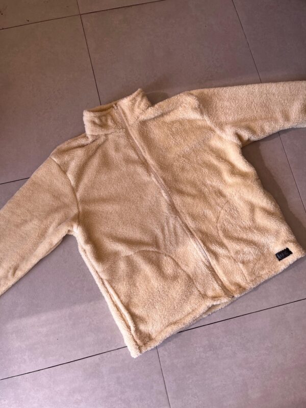 Buzo Peludo Crem